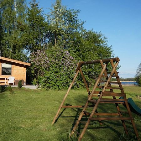 Domki Nad Jeziorem Półwysep SURYTY Zewnętrze zdjęcie