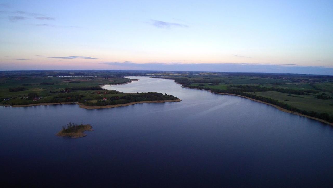 Domki Nad Jeziorem Półwysep SURYTY Zewnętrze zdjęcie