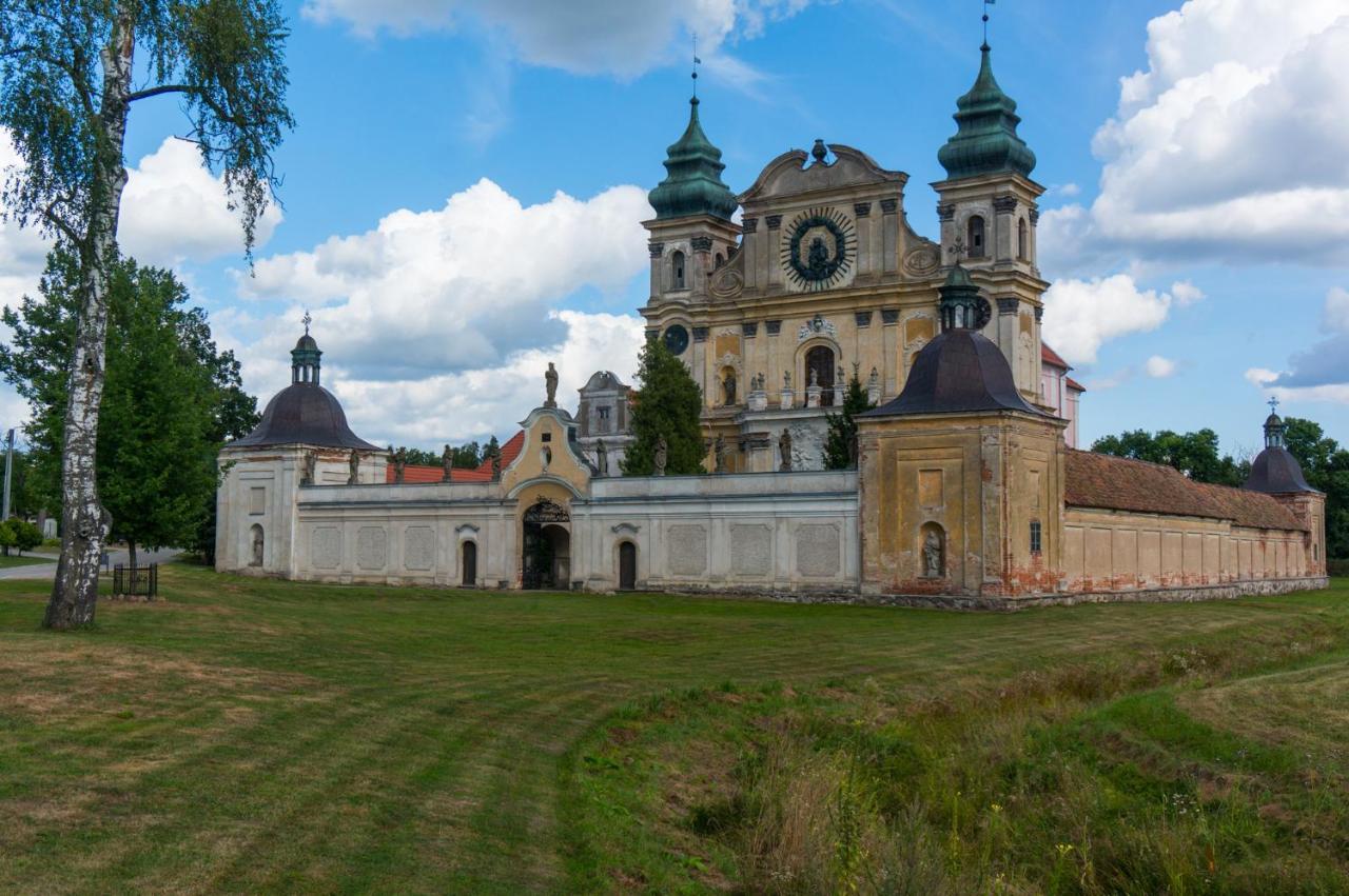 Domki Nad Jeziorem Półwysep SURYTY Zewnętrze zdjęcie