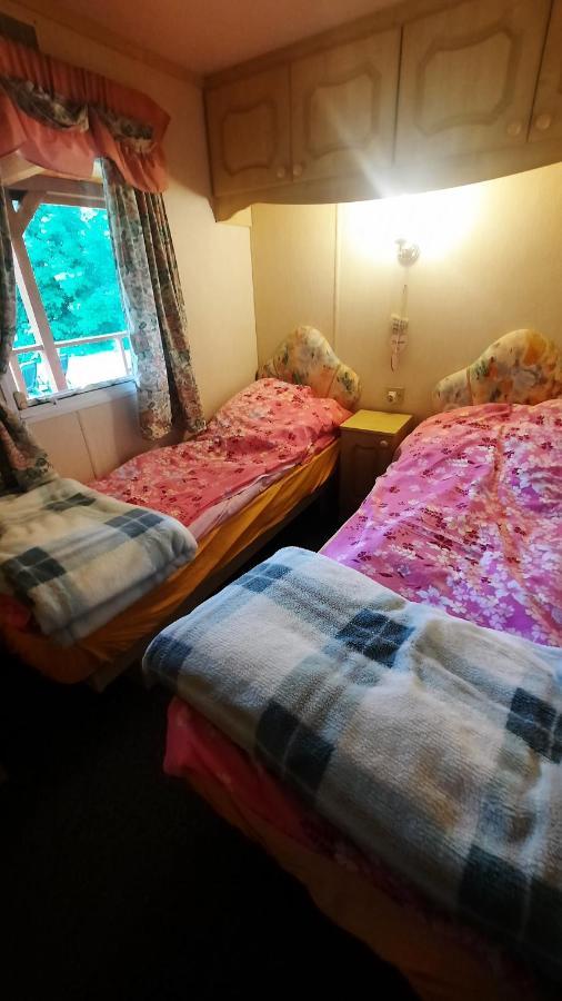 Domki Nad Jeziorem Półwysep SURYTY Zewnętrze zdjęcie